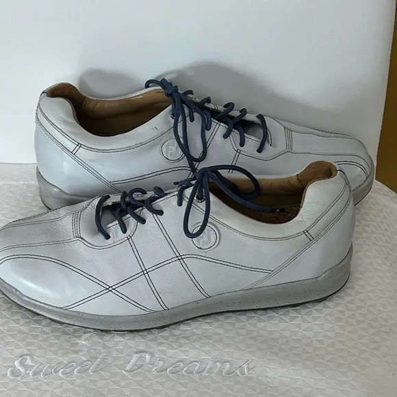 Mens size 11 FOOT JOY VERSALUXE all leather golf shoe. No longer made. FootJoy | Shoes | Mens Size 1 Foot Joy Versaluxe Leather  main image 4
